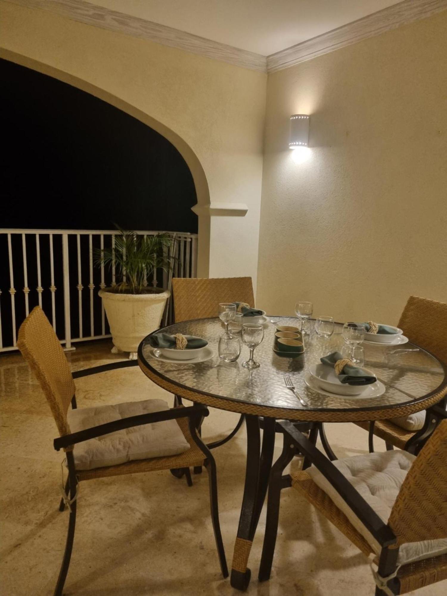 Royal Apartments 1 Bedroom Apartment Sea Views Сент-Джеймс Экстерьер фото